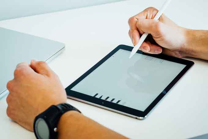 Drawing on a tablet